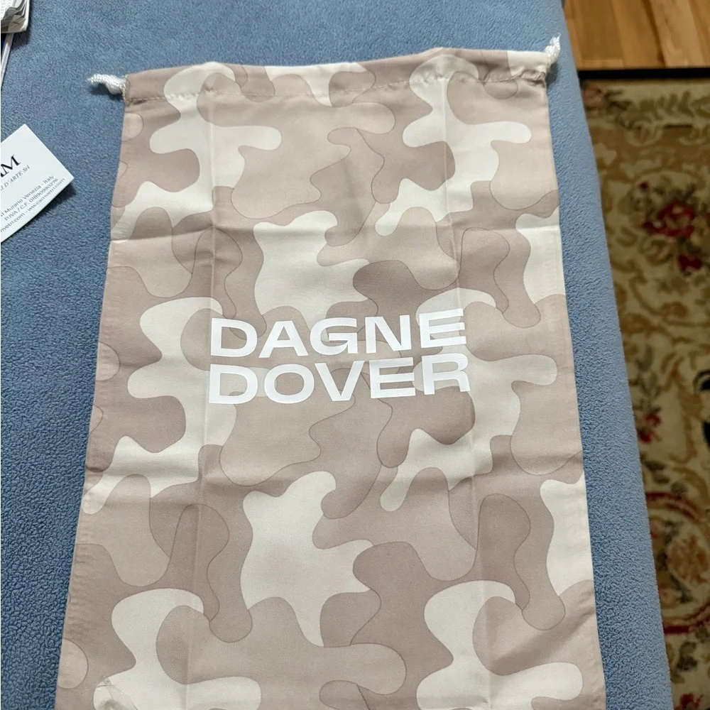 Dagne Dover Cream Textured Wallet - Picture 6 of 7